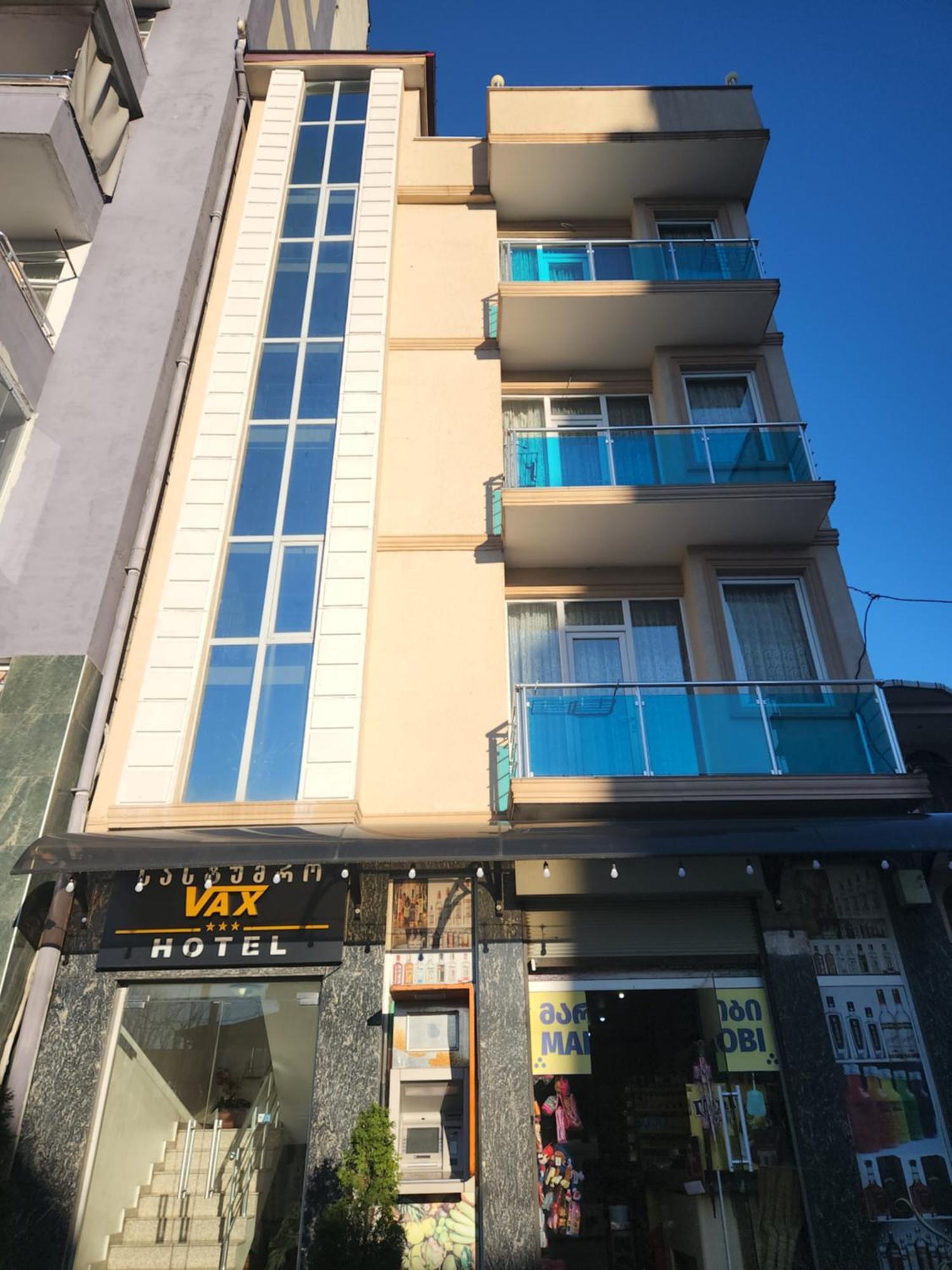 Hotel Vaxx Batumi Exterior photo